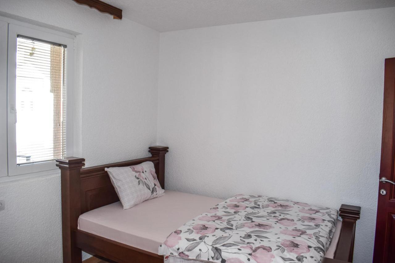 Ema Guest House 플라브 외부 사진