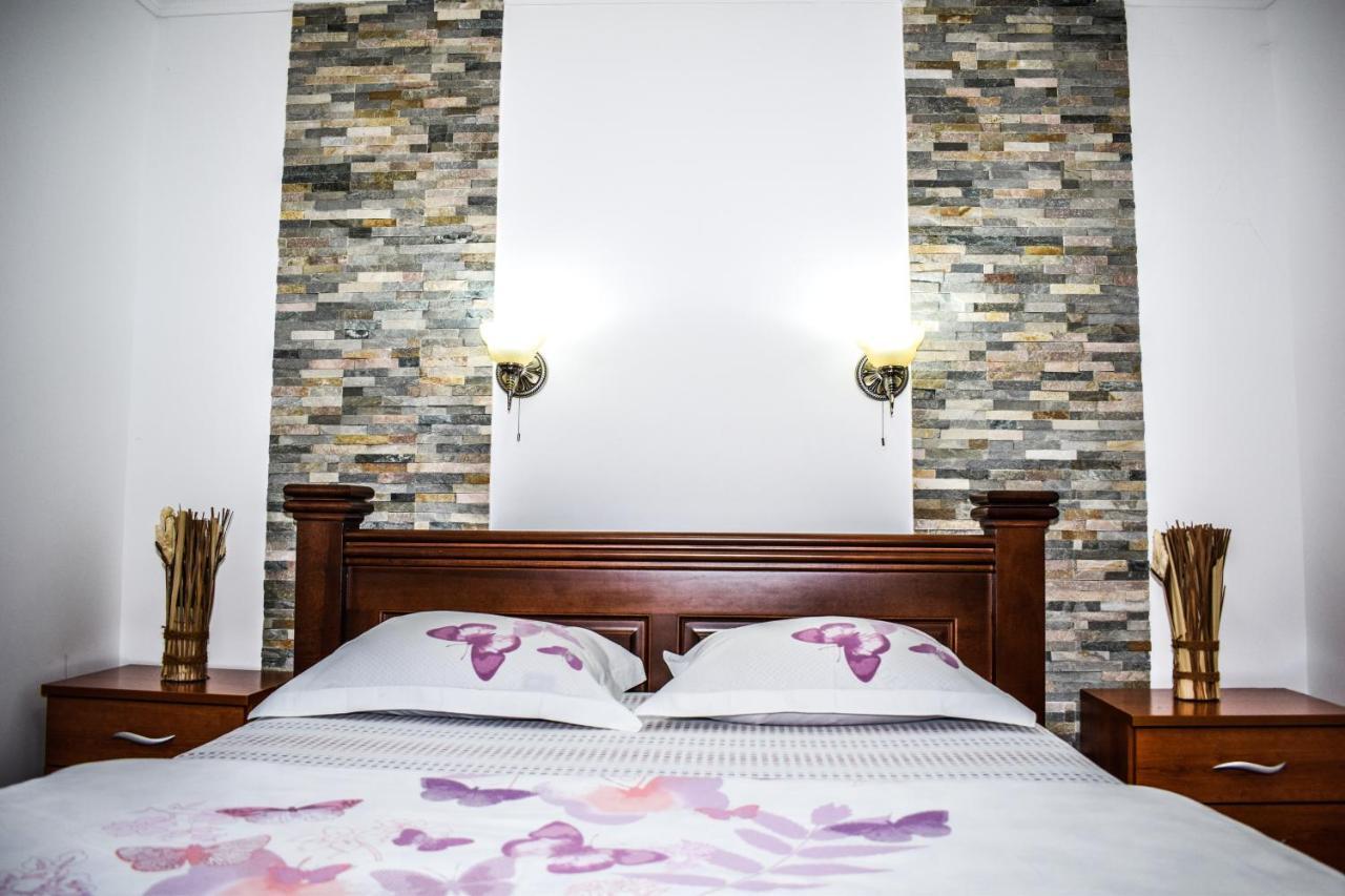 Ema Guest House 플라브 외부 사진
