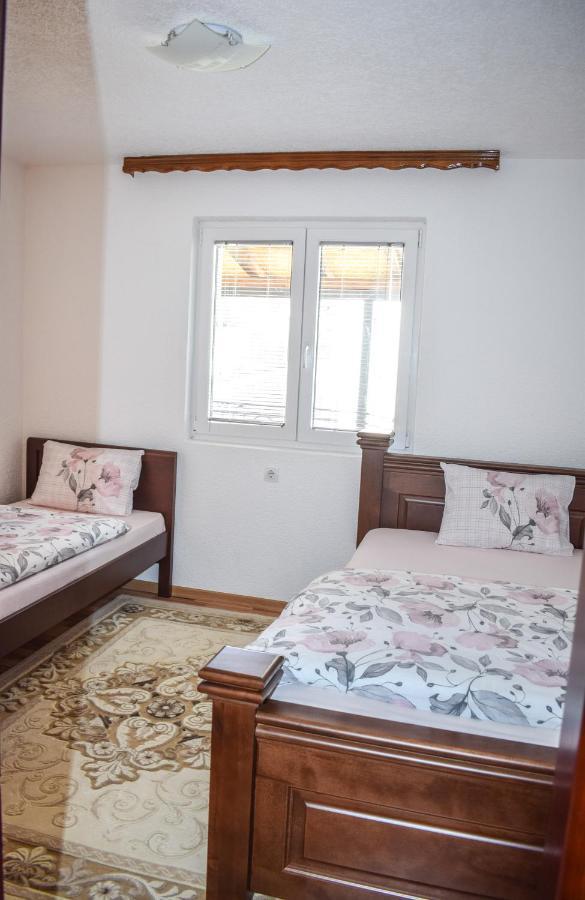Ema Guest House 플라브 외부 사진