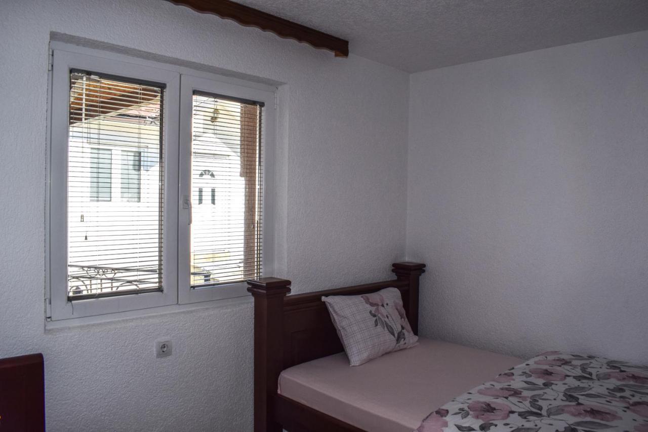 Ema Guest House 플라브 외부 사진